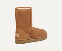 Load image into Gallery viewer, Ugg - Women&#39;s Classic Short II - Chestnut - Clique Apparel