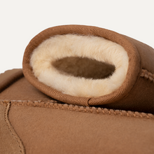 Load image into Gallery viewer, UGG - Kids&#39; Classic II Boot - Clique Apparel