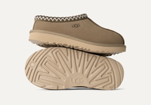 Load image into Gallery viewer, UGG - Kids&#39; Tasman II Slipper - Clique Apparel