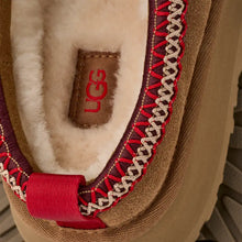 Load image into Gallery viewer, UGG - Women&#39;s Tazz II - CHESTNUT - Clique Apparel