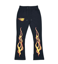 Load image into Gallery viewer, Genuine - Focused Flare sweat - Clique Apparel