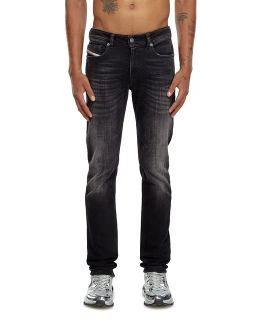 Diesel - 1979 Sleenker 09K11 - Clique Apparel