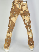 Load image into Gallery viewer, Politics - Chocolate Chip Jeans Mott512 - Camo - Clique Apparel